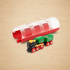Houten stoomtrein met tunnel